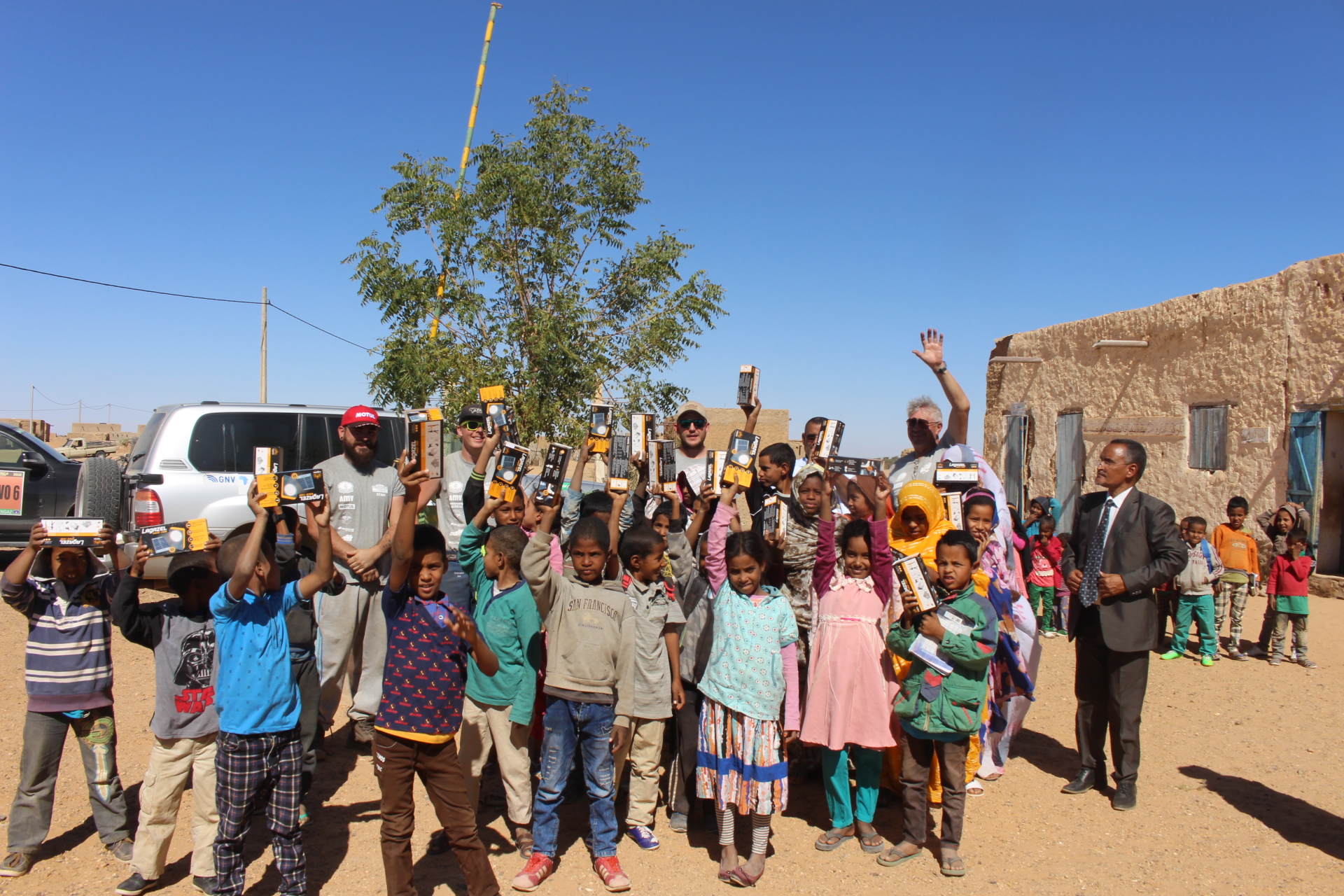 Challenge of Hope - solar lamps for Sahel's pupils-7