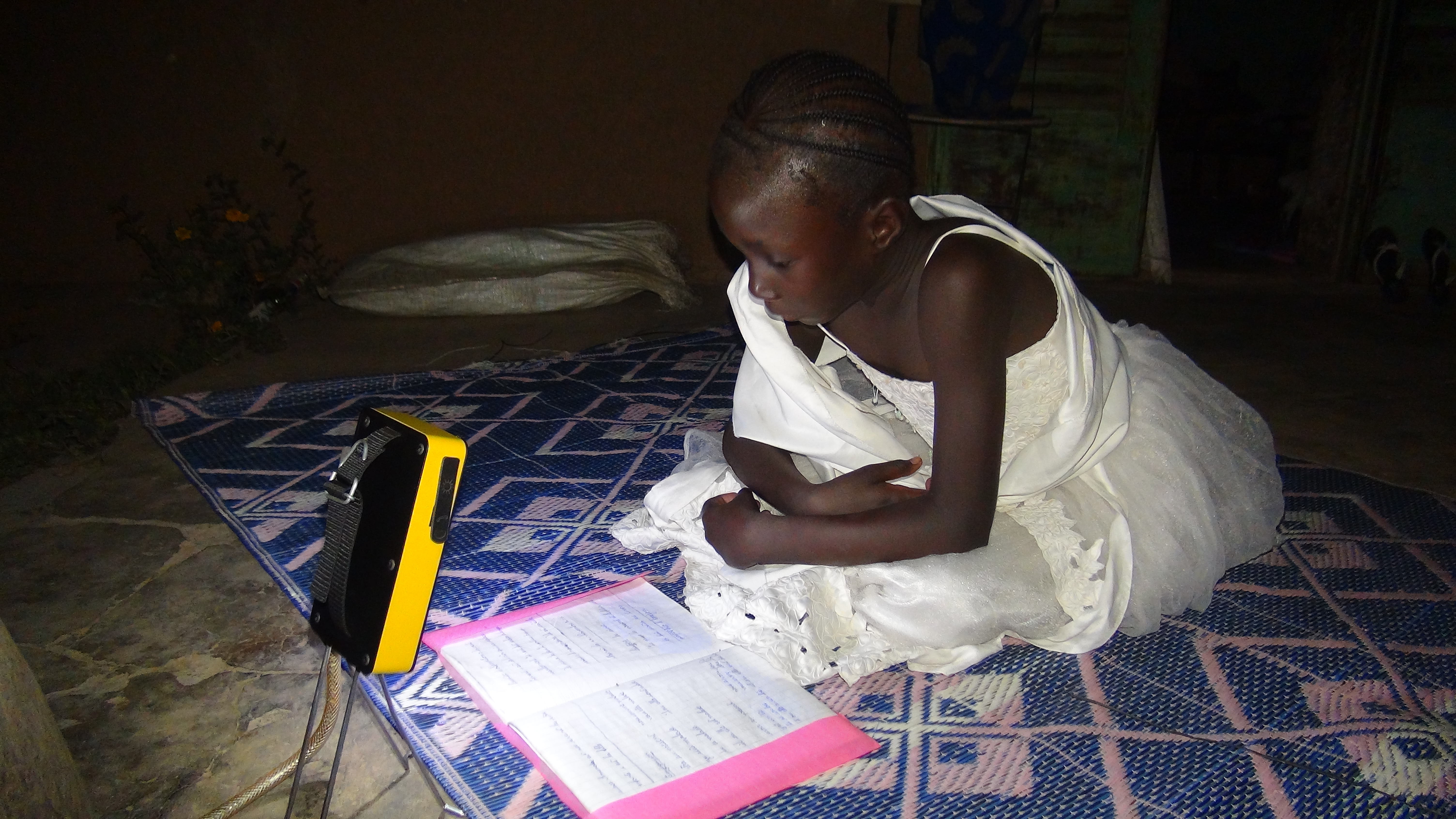 Challenge of Hope - solar lamps for Sahel's pupils-6