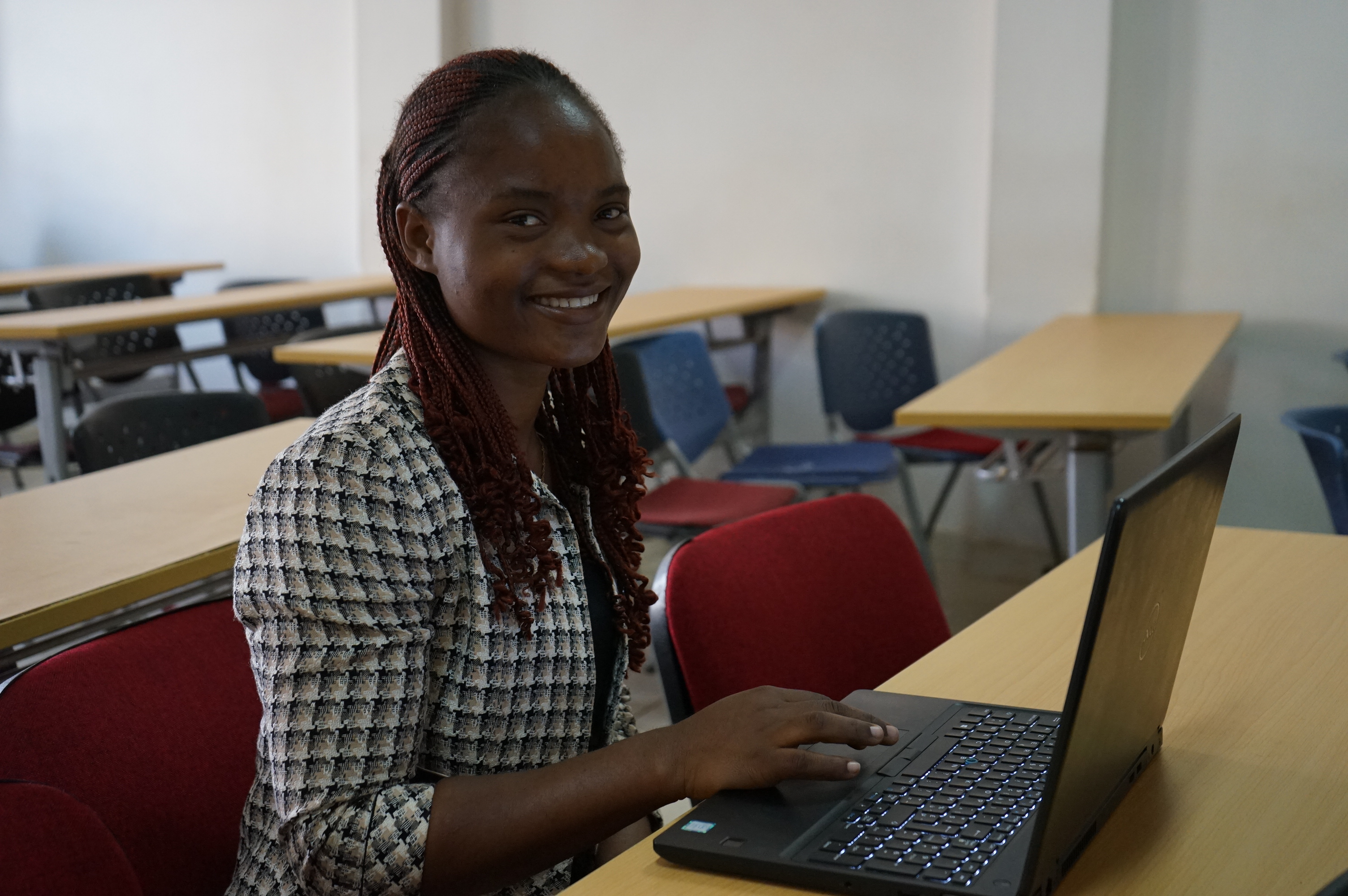 Promotion du leadership féminin en RDC – Programme de bourses universitaires-2