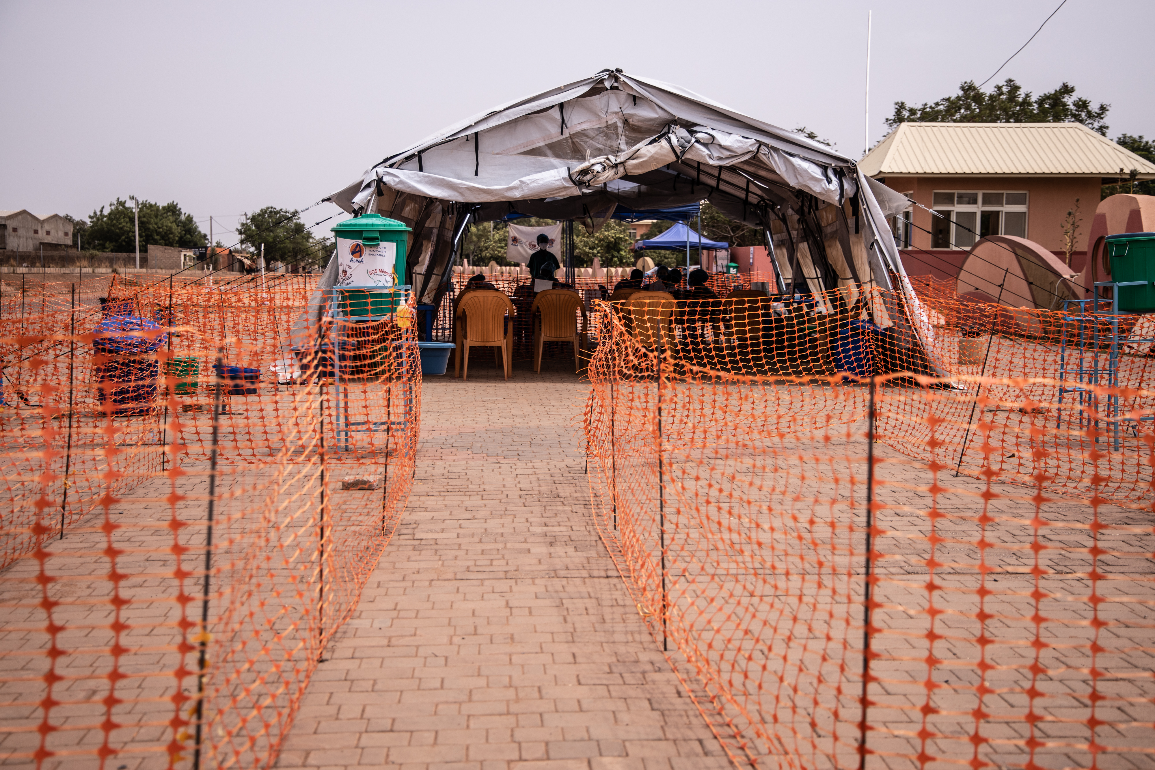 COVID19 - Distribution of 20 oxygen concentrators in Burkina Faso-1