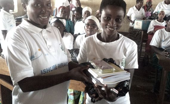Acquisition de kits scolaires pour les Orphelins et Enfants Vulnérables-4