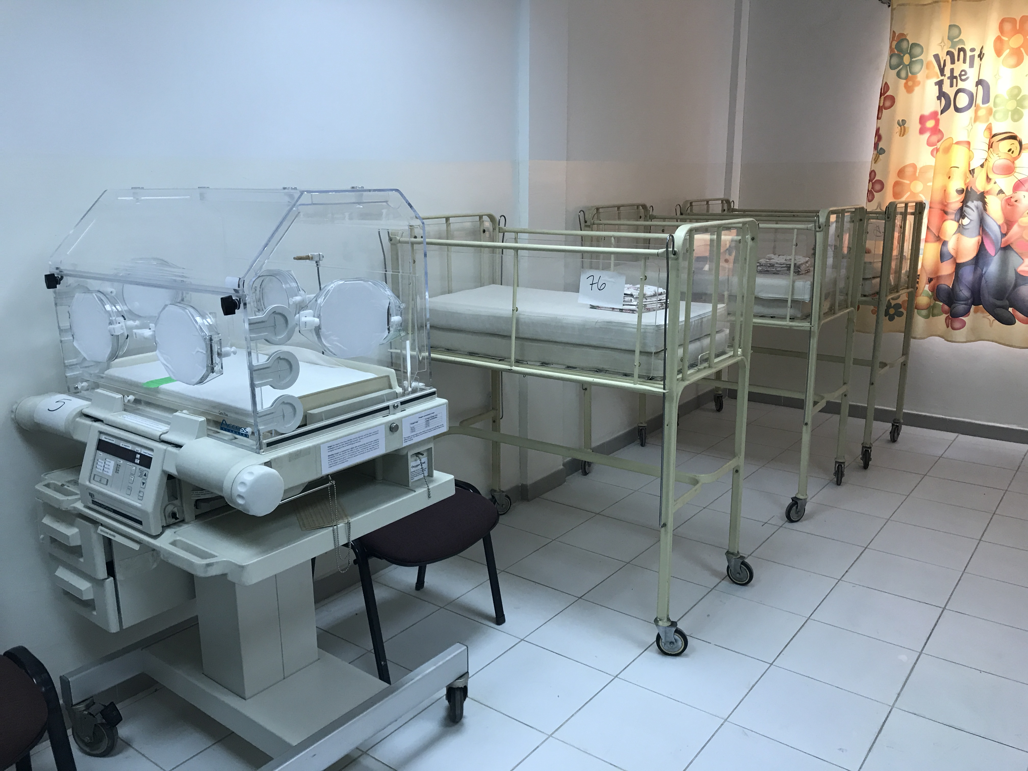 Equipement of the maternal center of Addis Abeba-5